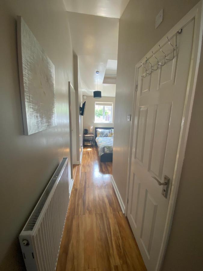 Private And Bathroom With Private Entrance Near Warwick Town Centre Warwick (Warwickshire)